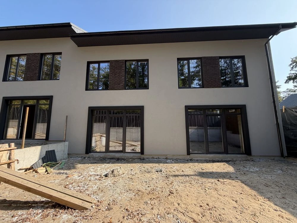 FOR SALE! Townhouse in the center of Irpin, 91 sq.m, central