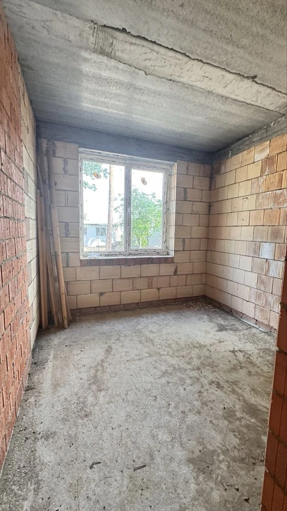 Buy townhouse in the center of Irpin.