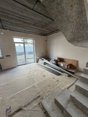 Duplex with Partial Renovation, Central Park