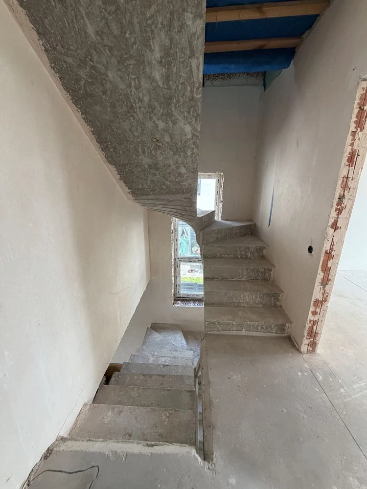 Duplex with Partial Renovation, Central Park