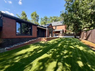 Premium One-Story House 130 sq m in an Elite Area