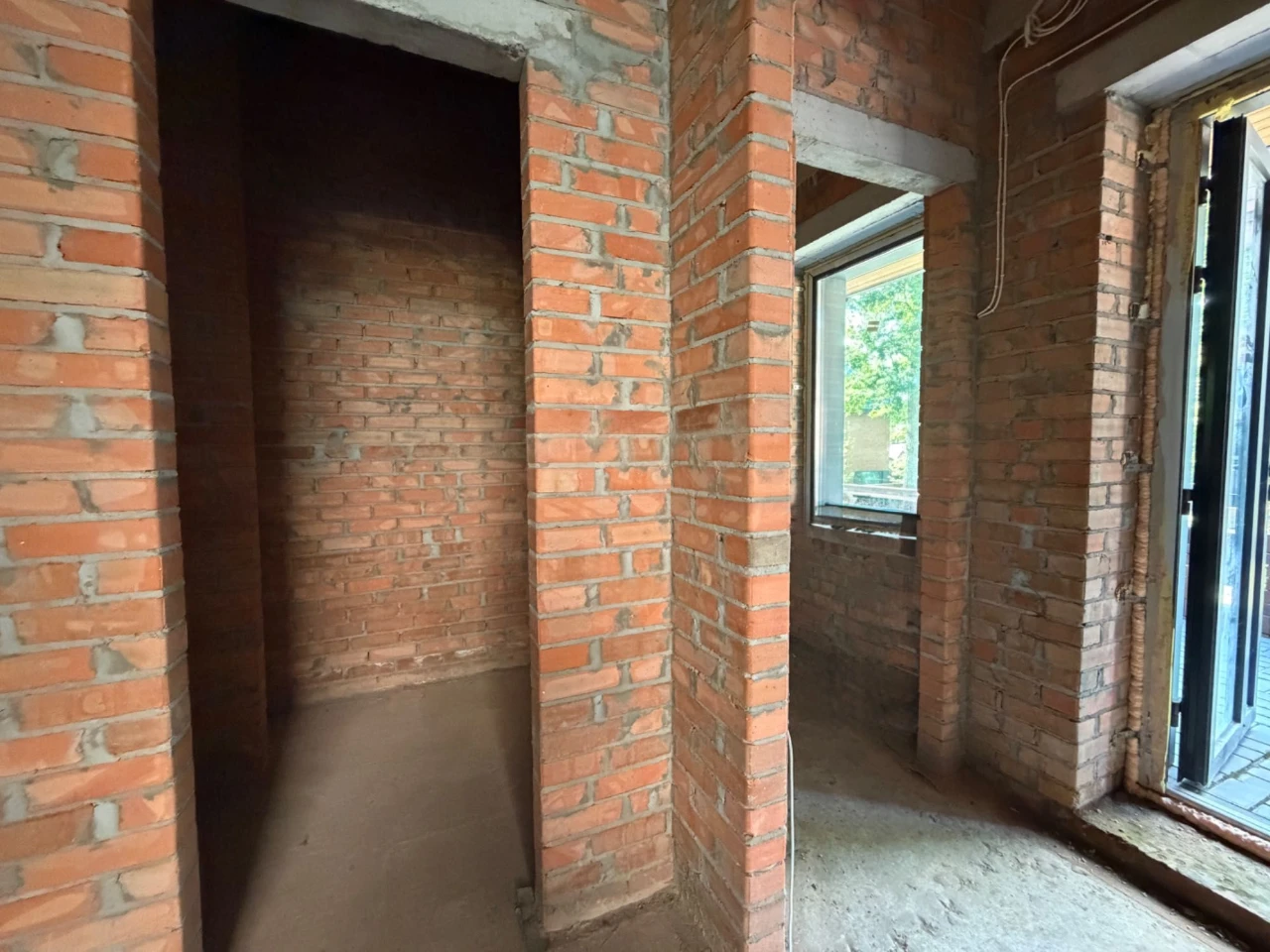 Premium One-Story House 130 sq m in an Elite Area
