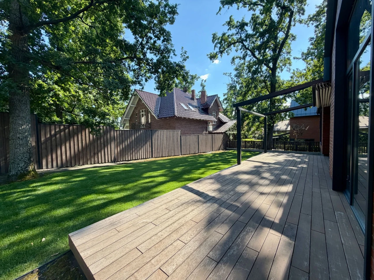 Premium One-Story House 130 sq m in an Elite Area