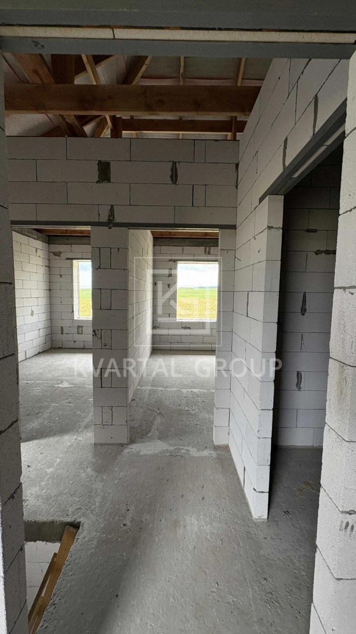 Duplex 120m2, 2.5 acres! Area of Synehr.