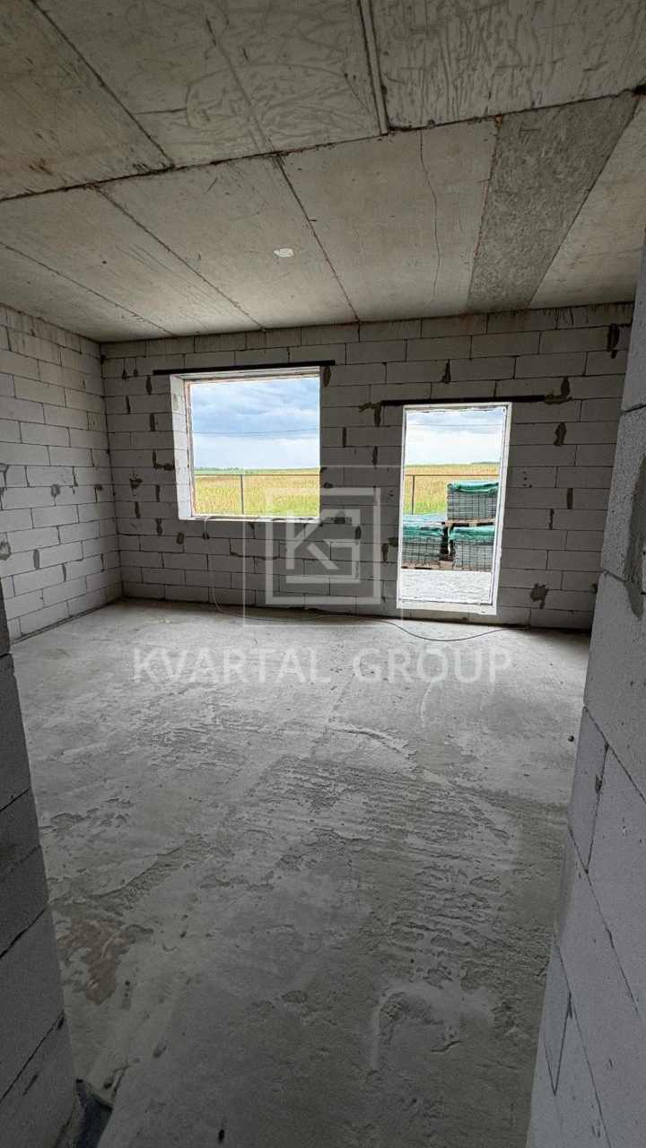 Duplex 120m2, 2.5 acres! Area of Synehr.