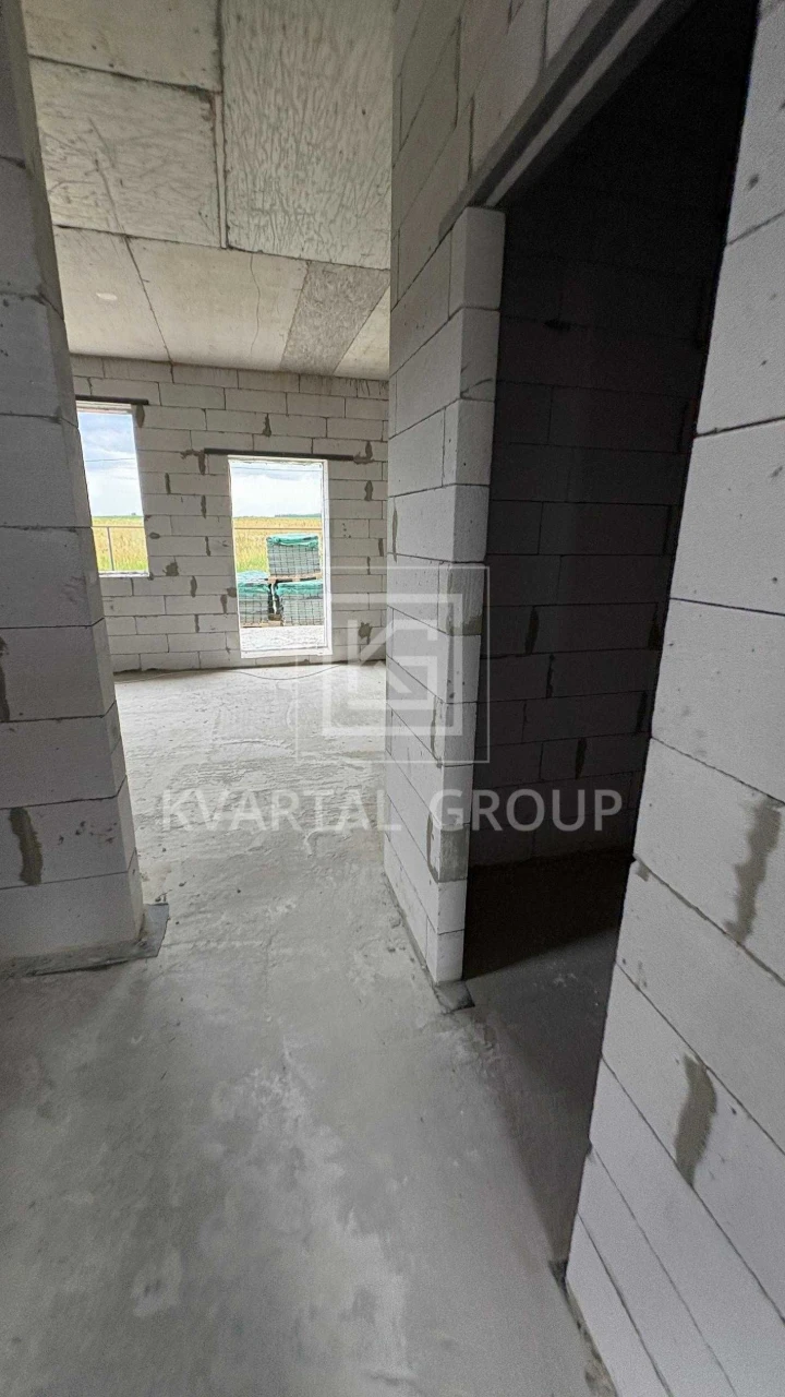 Duplex 120m2, 2.5 acres! Area of Synehr.