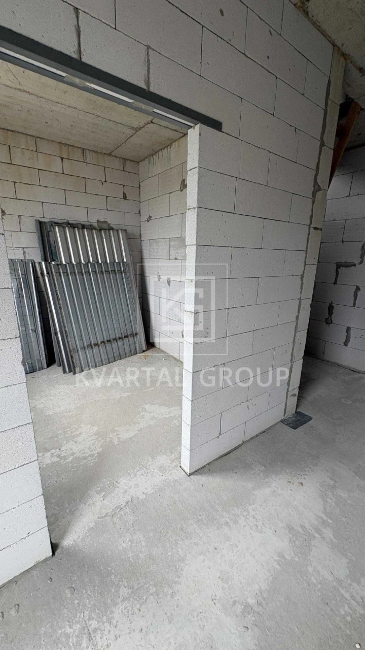 Duplex 120m2, 2.5 acres! Area of Synehr.