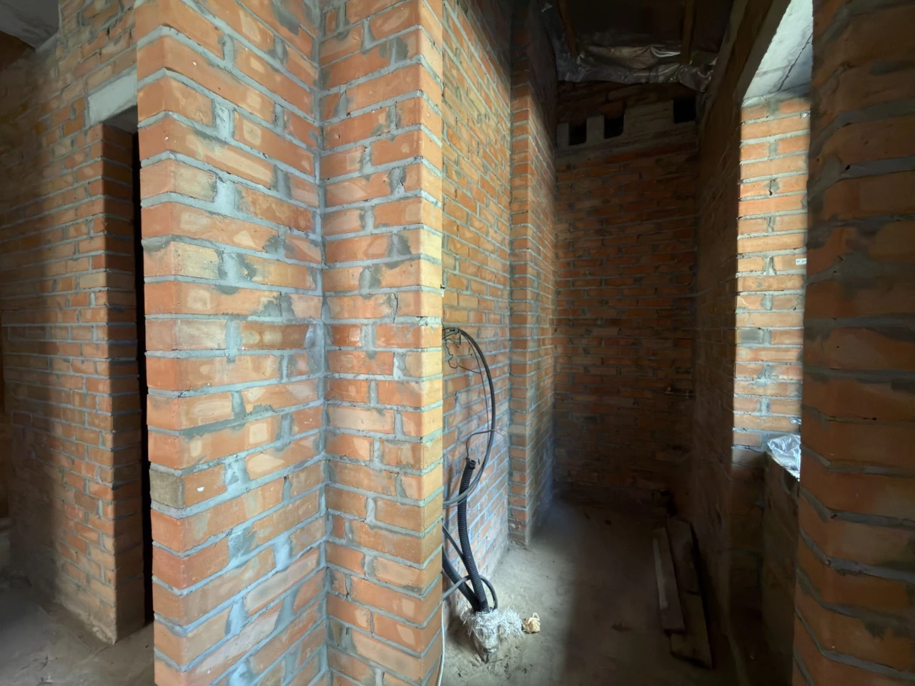 Premium House in Irpin | Closed Village | Gas | 6 acres
