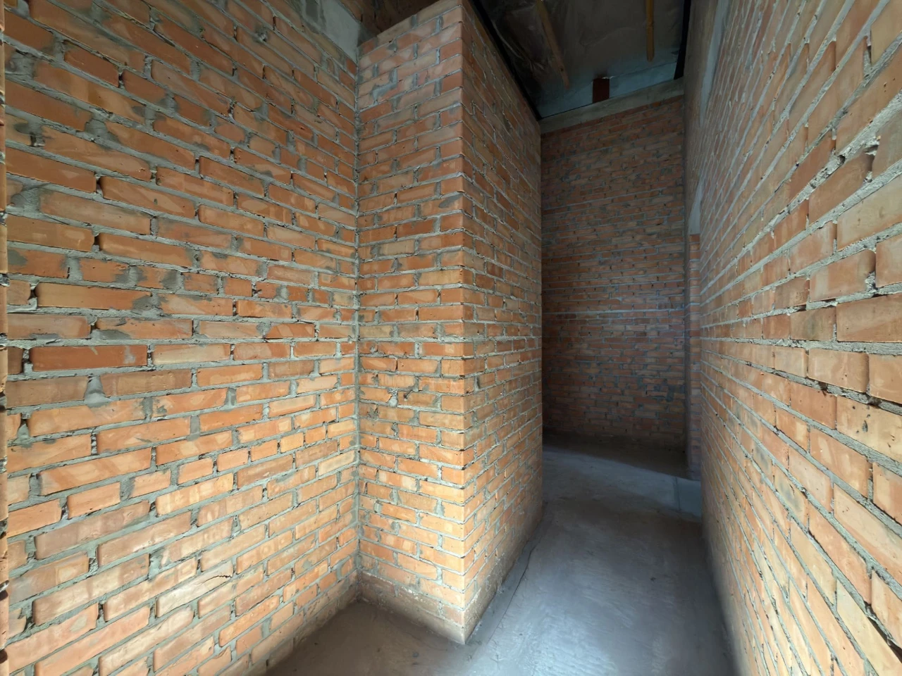 Premium House in Irpin | Closed Village | Gas | 6 acres