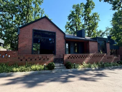 One-story house in Irpin, 130 m2, 6 acres, cottage