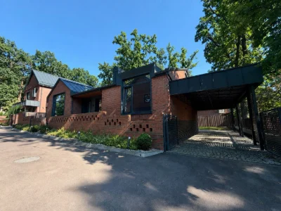 One-story house in Irpin, 130 m2, 6 acres, cottage