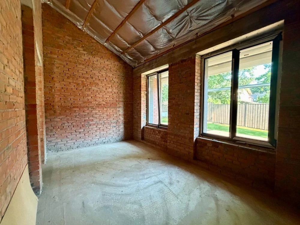 One-story house in Irpin, 130 m2, 6 acres, cottage