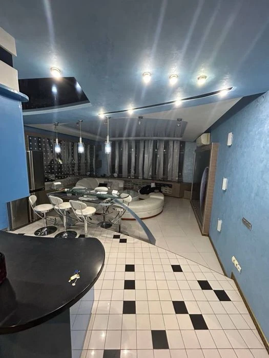 For rent, 4 rooms sq.m. Bochki residential complex, Shevchenko Ave., McDonald's Center Park, M