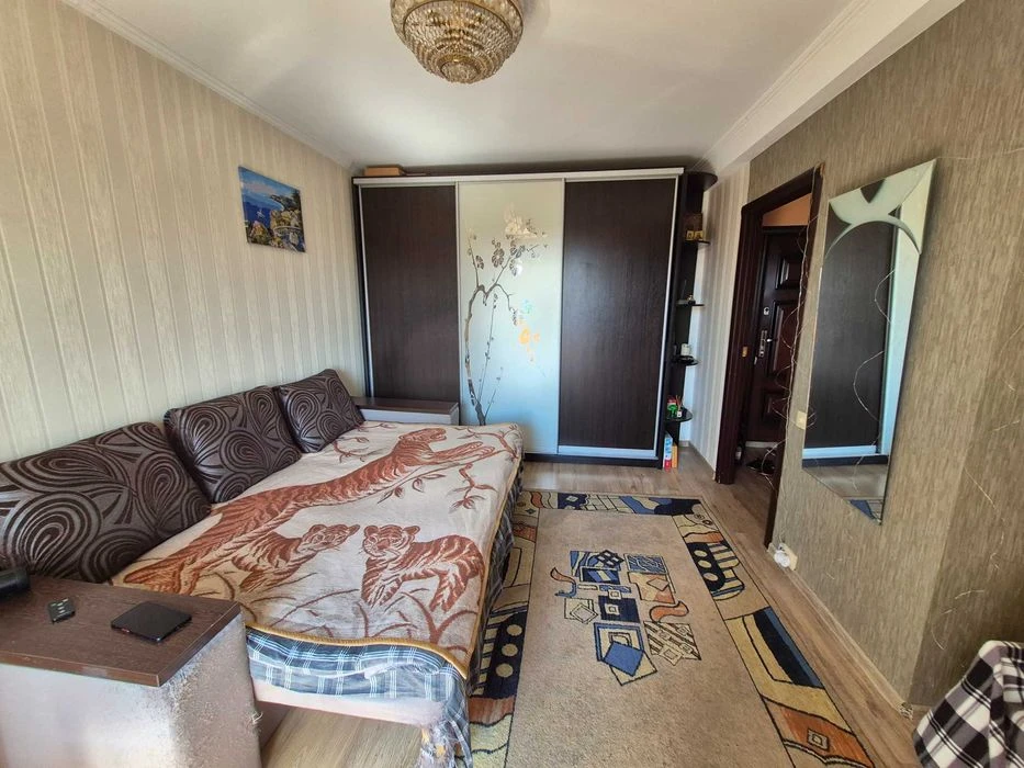 Продам 1к на Курбаса,10г(Борщаговка)з ремонтом!