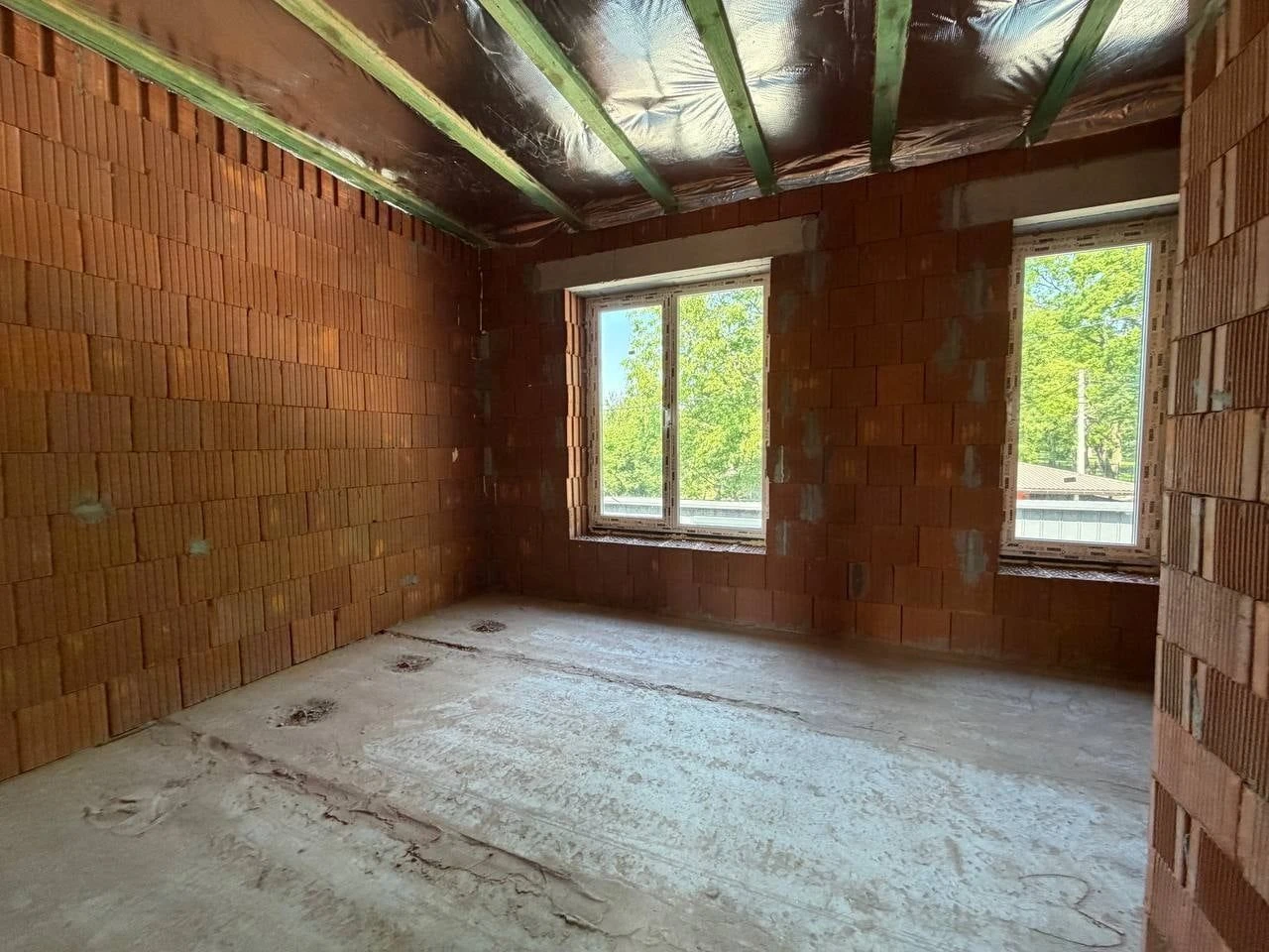 Дуплекс в Ірпені в центральній частині міста | 91 м², 2,1 сотки