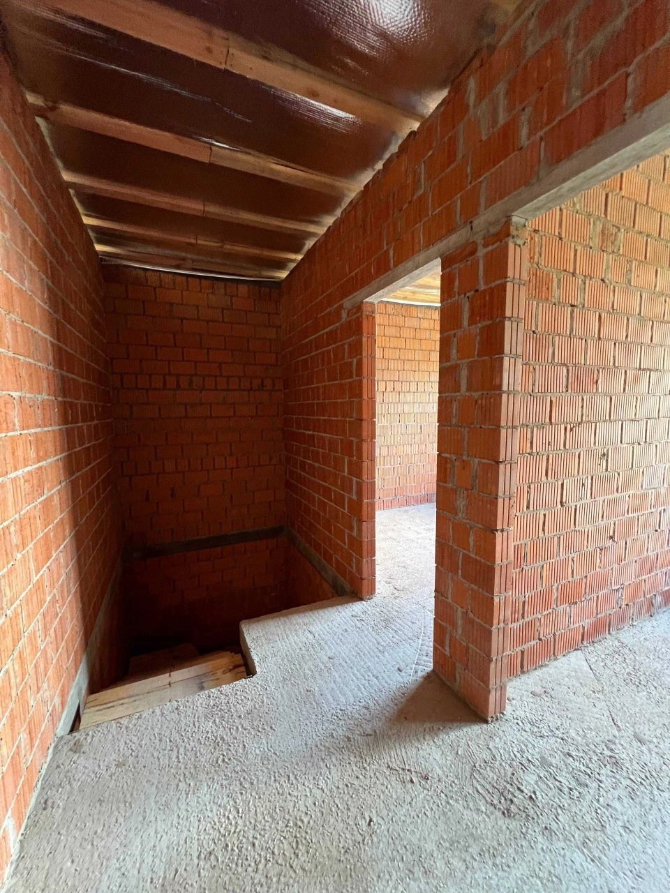 Таунхаус у центрі Ірпеня | 94 м² + мансарда 35 м² | Газ | За