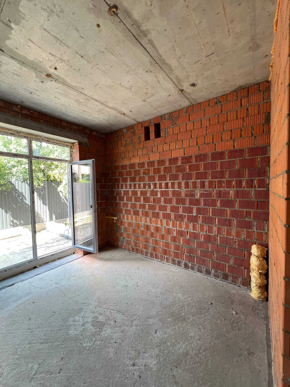 Таунхаус у центрі Ірпеня | 94 м² + мансарда 35 м² | Газ | За