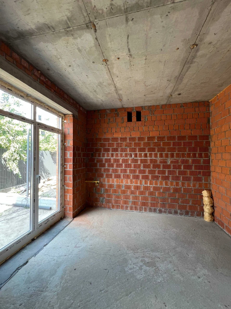 Таунхаус у центрі Ірпеня | 94 м² + мансарда 35 м² | Газ | За