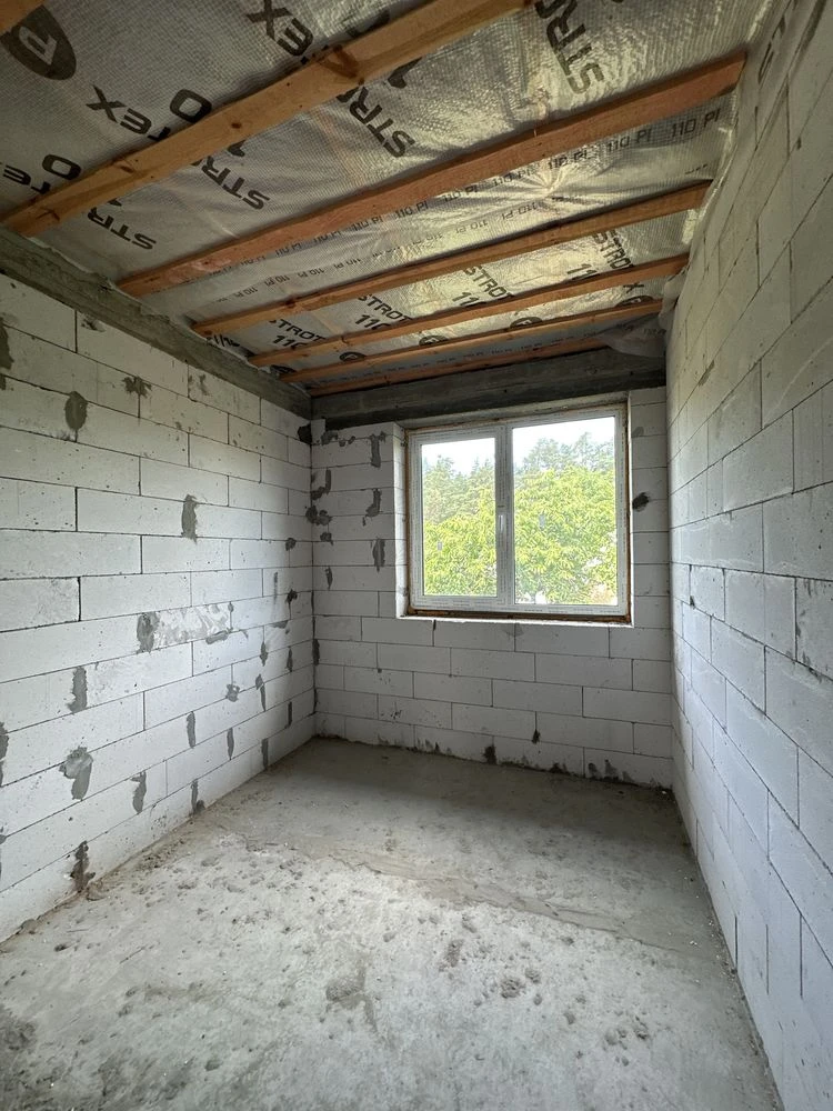 Продается просторный таунхаус 92 м² с собственным двориком!