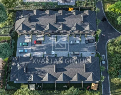 Нові таунхауси в центрі міста KM Northwood . Розтермінування