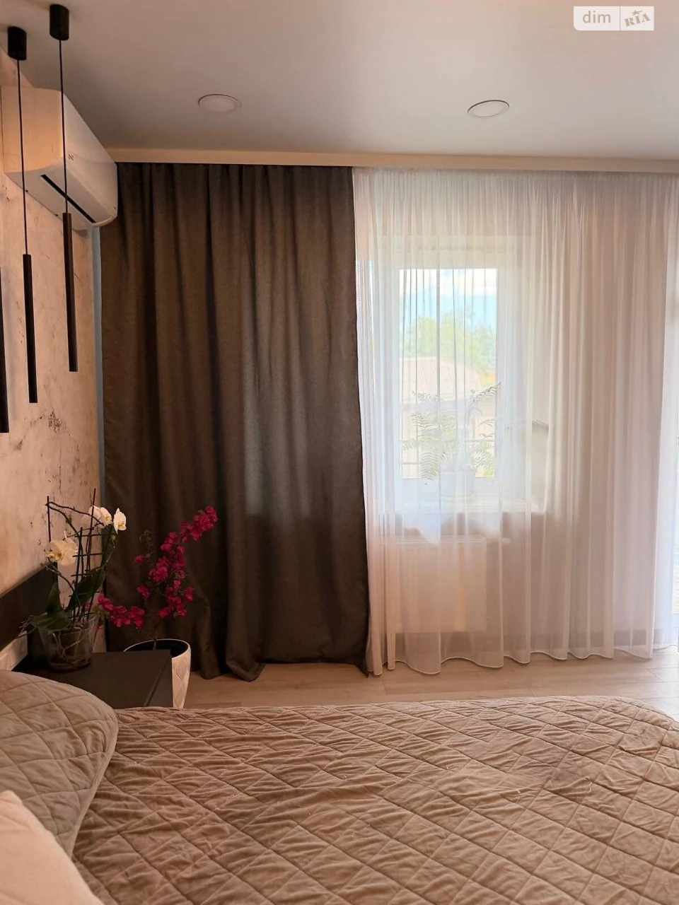 Продаж Таунхаус