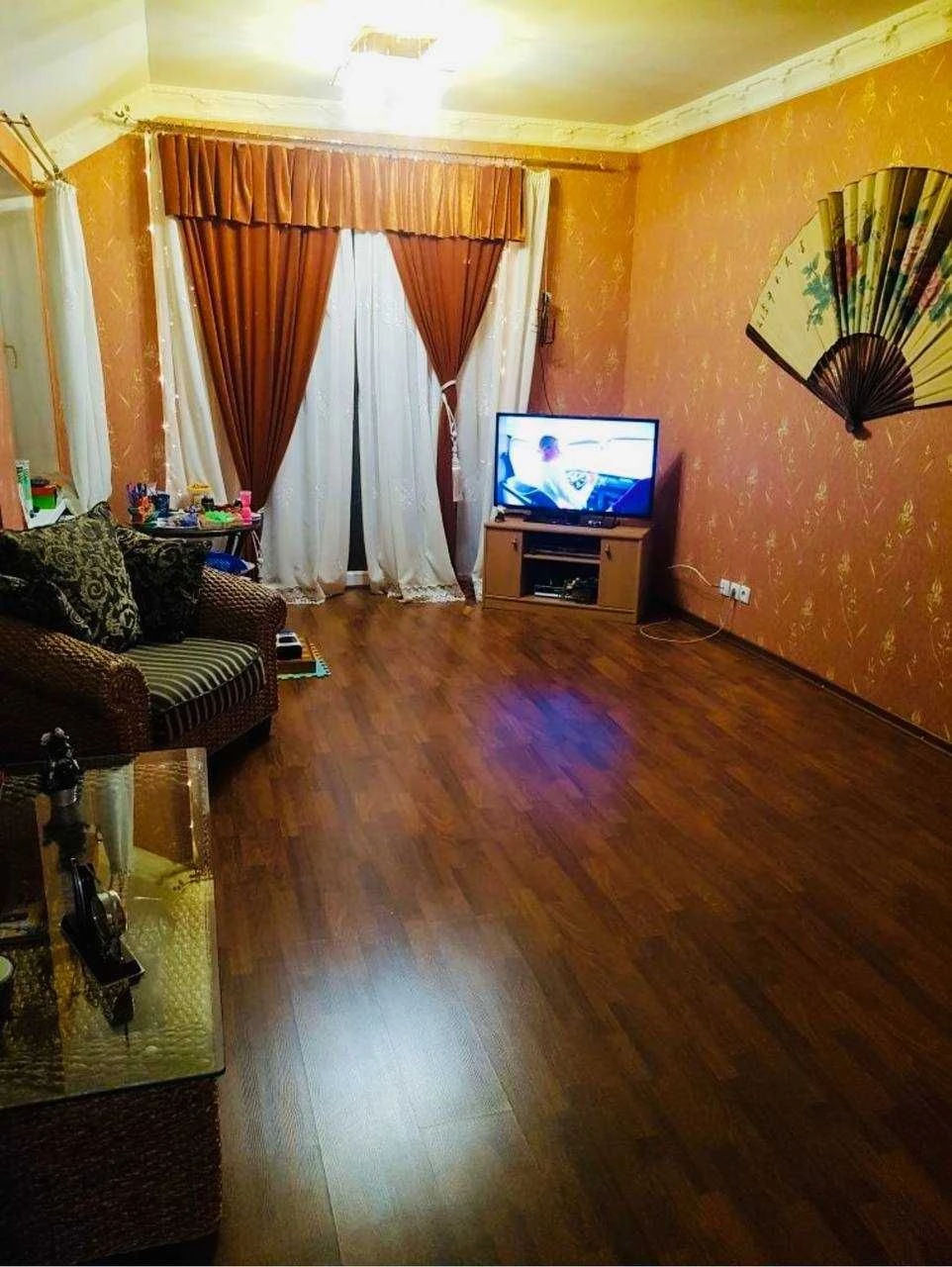 БЕЗ КОМІСІЇ, окремий будинок з ремонтом, Центральний парк, в
