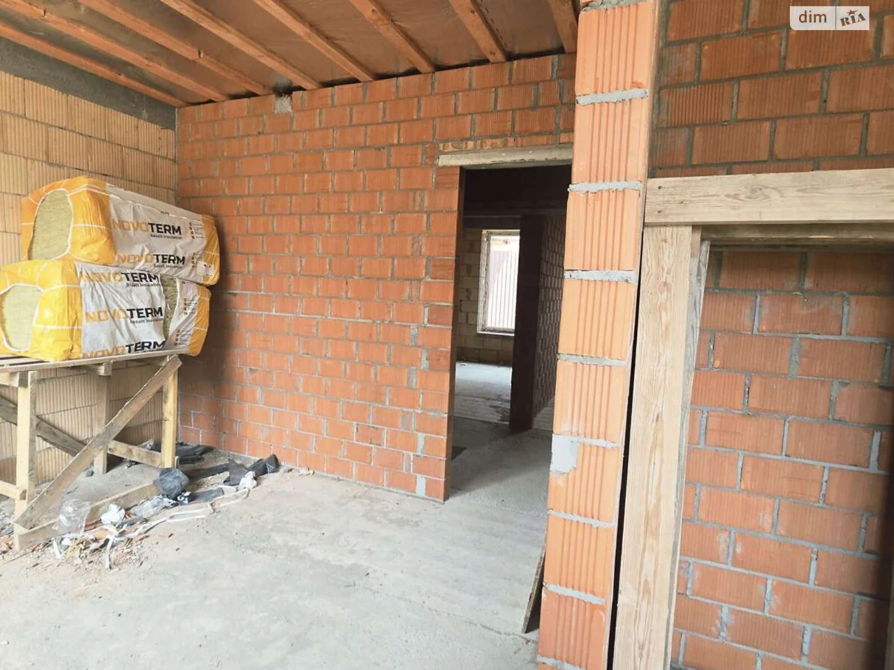 Продаж Будинку