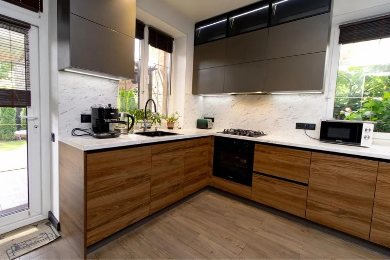 Будинок з РЕМОНТОМ! 250м2, ГАЗ, резервне живлення! Центральн