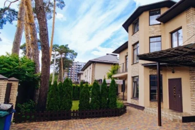 House with RENOVATION! 250 sq m, GAS, backup power! Central