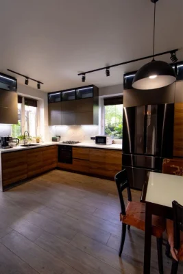 House with RENOVATION! 250 sq m, GAS, backup power! Central