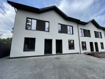Townhouse Near Park. Gas Heating. State Programs Available