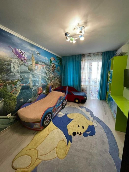Продаж  квартири в центрі міста