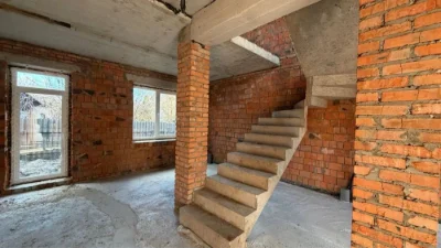 Sale of a finished Townhouse in the Center, 3 floors - 125 m2