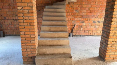 Sale of a finished Townhouse in the Center, 3 floors - 125 m2