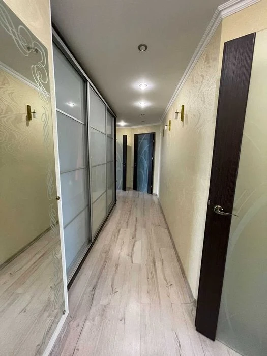 Продаж  квартири в центрі міста
