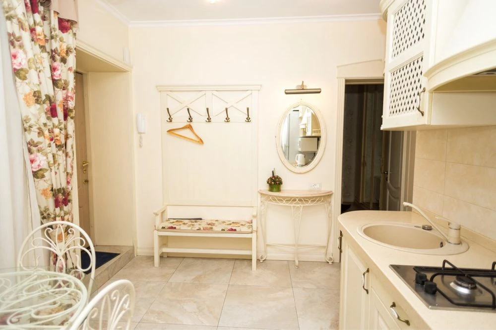 No commission! Deribasovskaya 20.2 bedrooms. long-term.