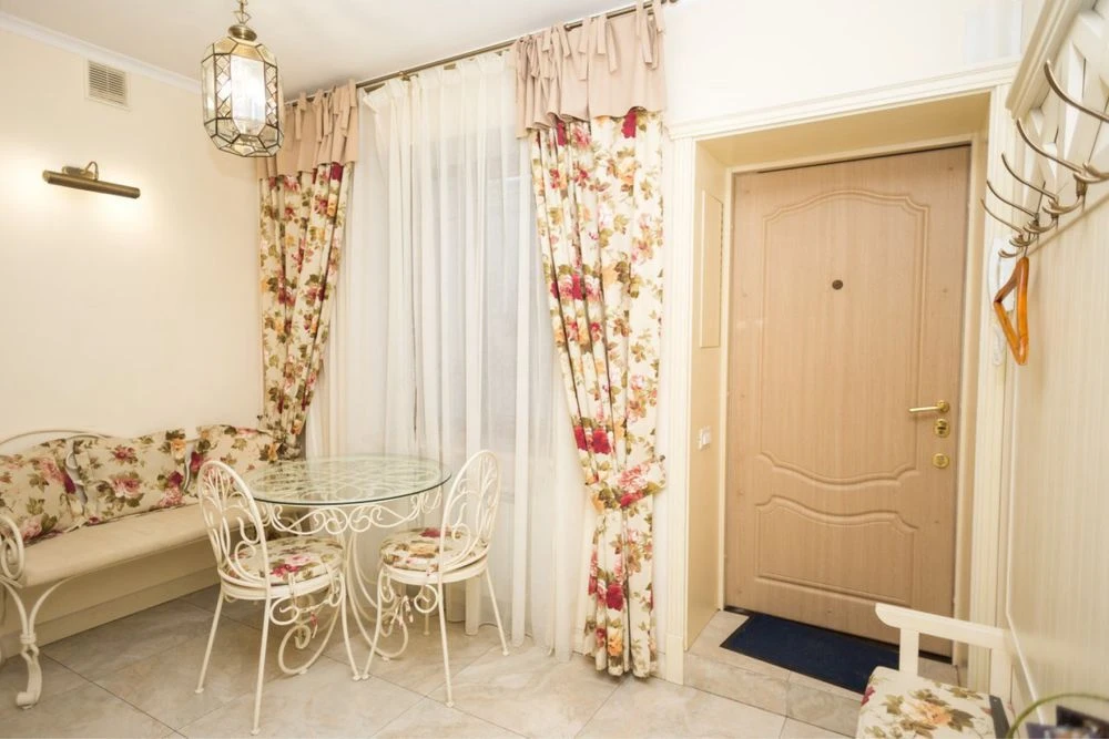 No commission! Deribasovskaya 20.2 bedrooms. long-term.