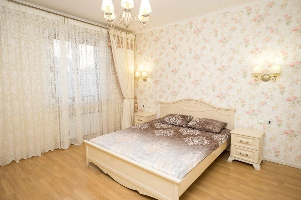 No commission! Deribasovskaya 20.2 bedrooms. long-term.