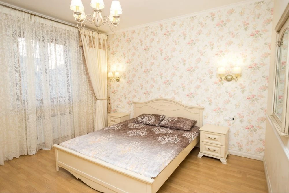 No commission! Deribasovskaya 20.2 bedrooms. long-term.