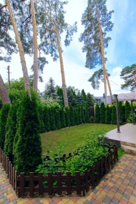 Продаж будинку З РЕМОНТОМ в тихому центрі Ірпеня- сімейний к