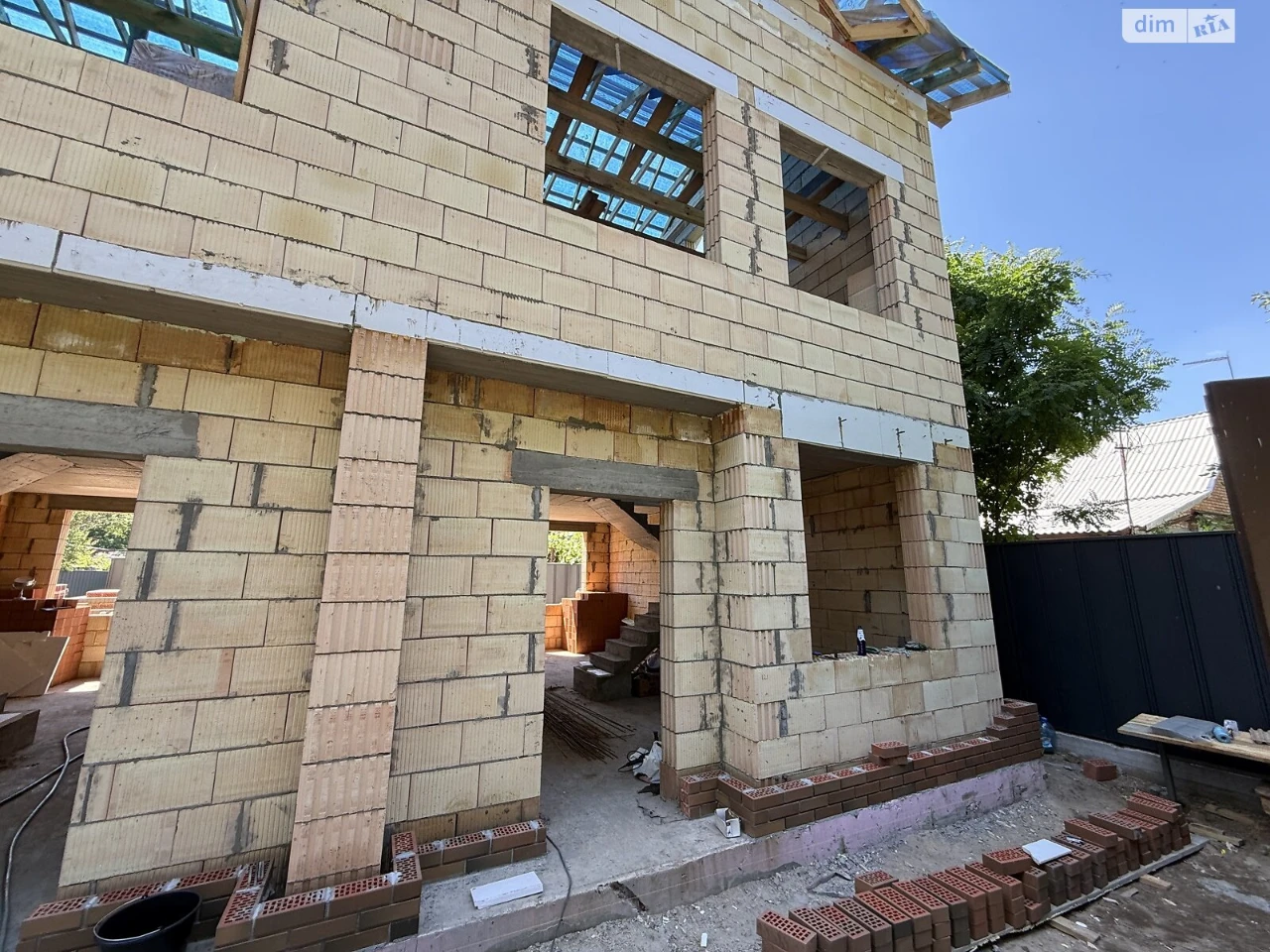 Townhouse for Sale
