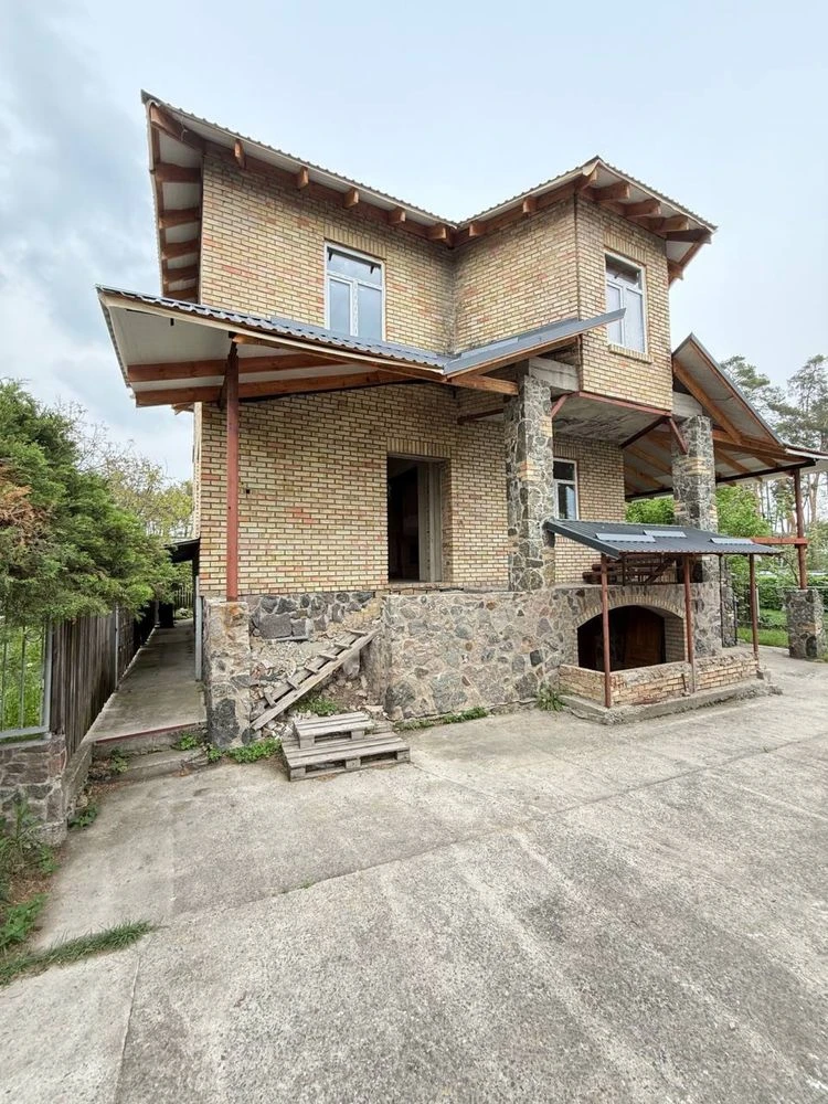 For Sale: 2-story house in Irpin, Warsaw Street