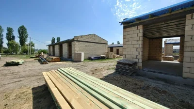 Sale of Duplexes 67m² with a plot of 2.2 acres at the price of a one-room apartment