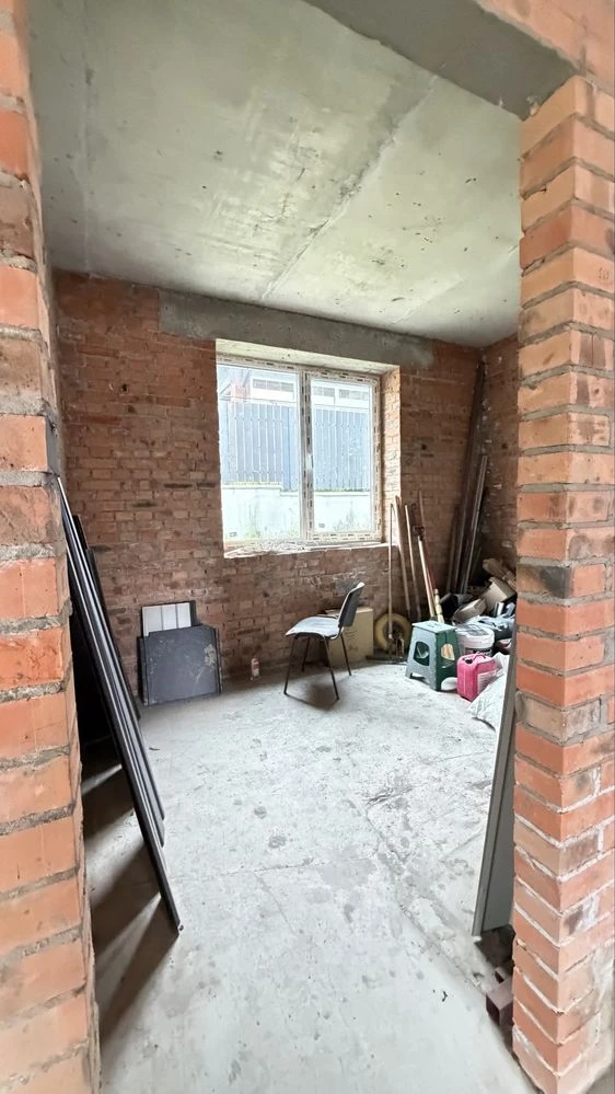 Сучасний готовий будинок 135 м² на ділянці 5,8 соток