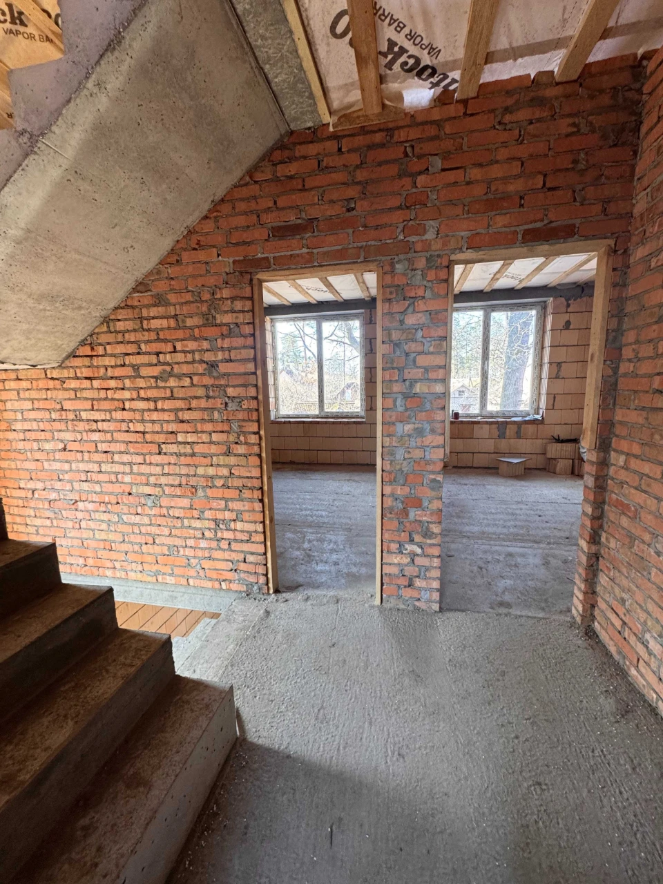 Дуплекс серед сосен | 140 м² | 2,2 сотки | Держпрограми