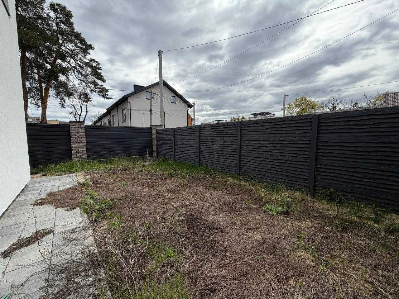 Таунхаси в центральній частині Ірпеня з центральними комунік