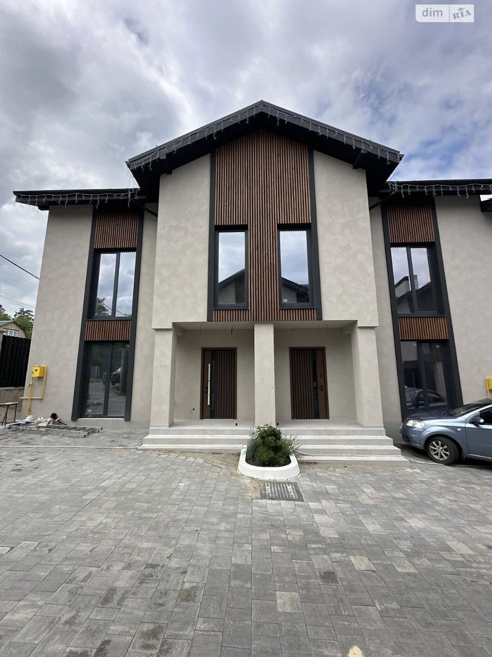 Townhouse for Sale