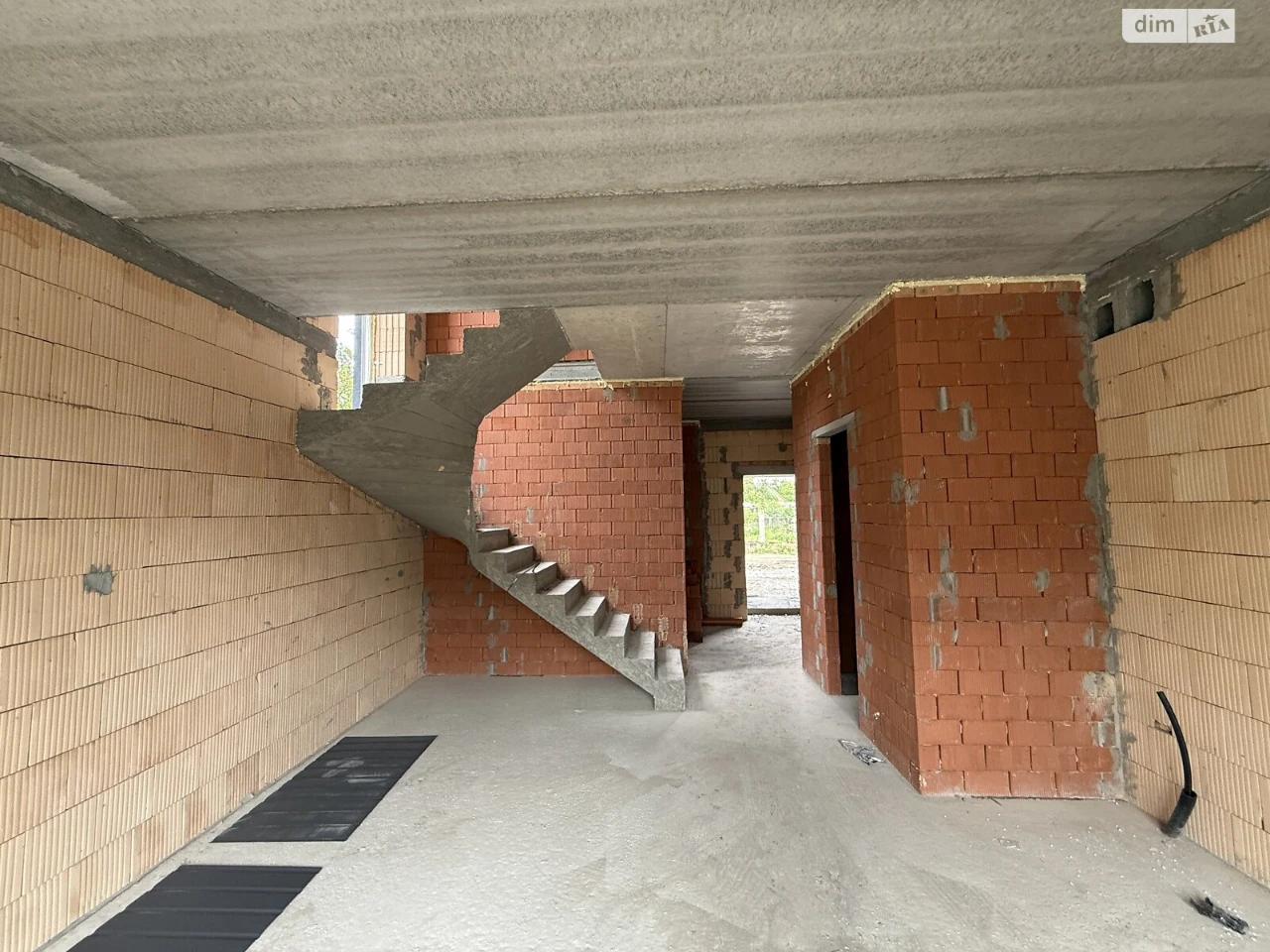 Townhouse for Sale