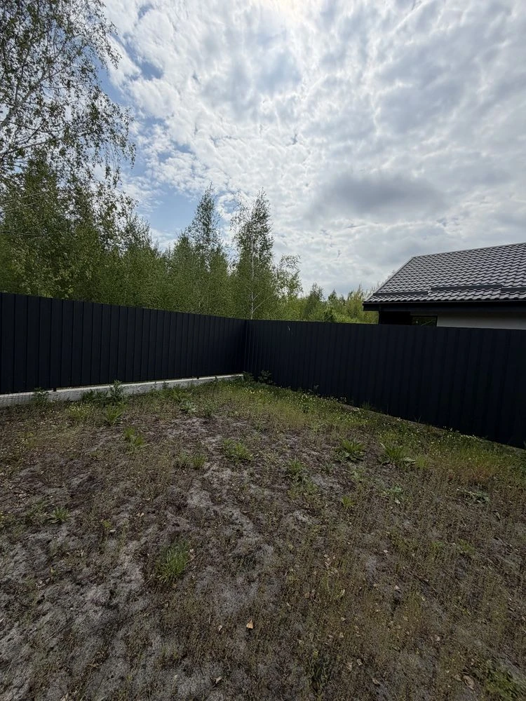 For sale: a separate house in the suburbs of the capital! актуально!