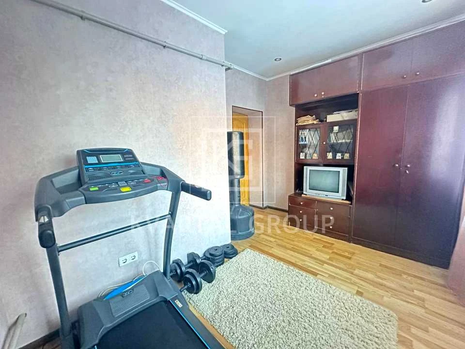 Будинок. Ірпінь, вулиця Миколи Будника